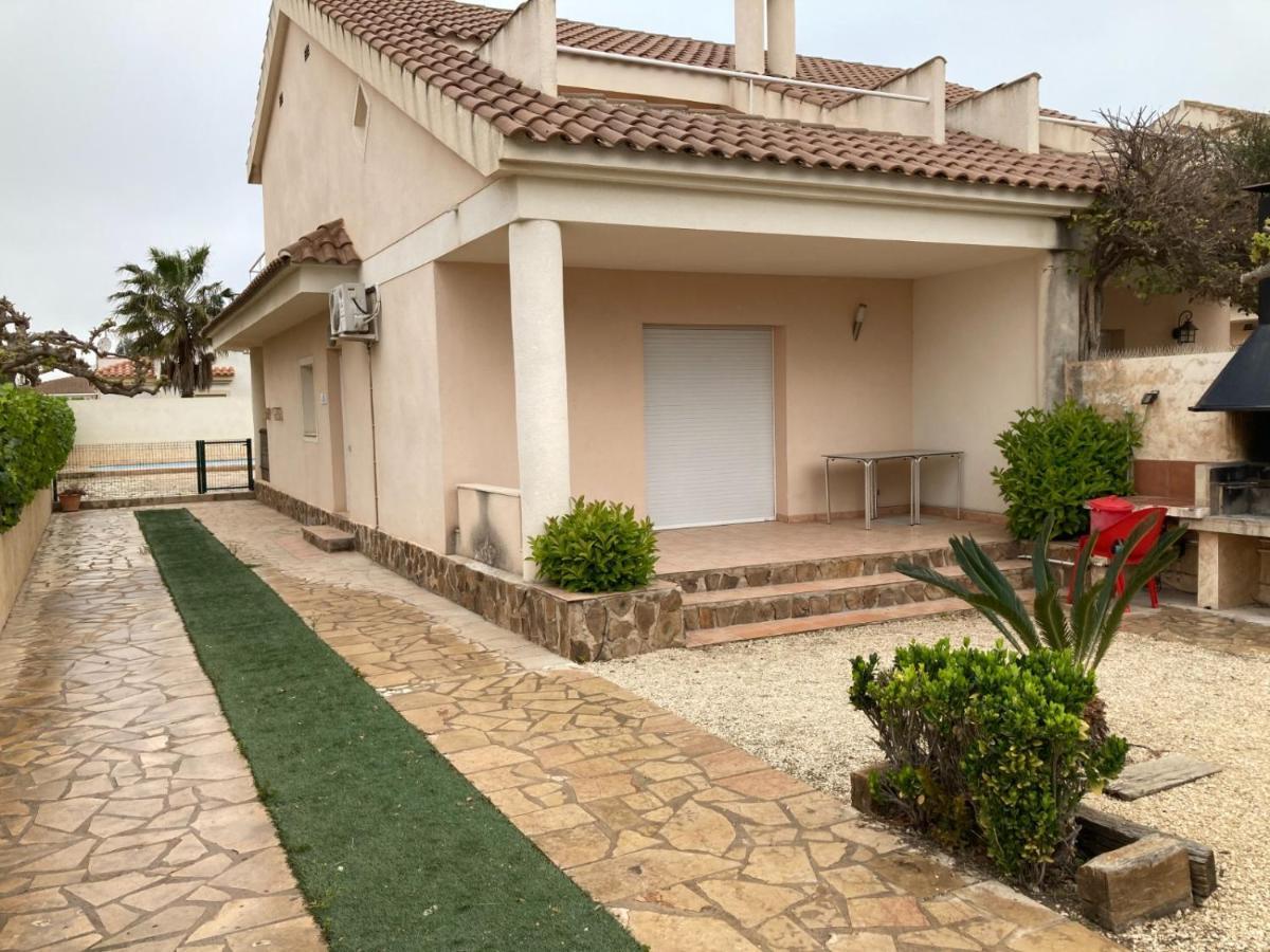 Caseta De L'Avi Camarles Exterior photo